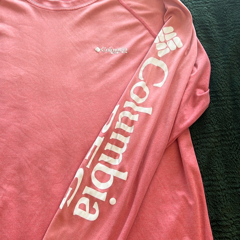 Columbia long sleeve performance PFG
